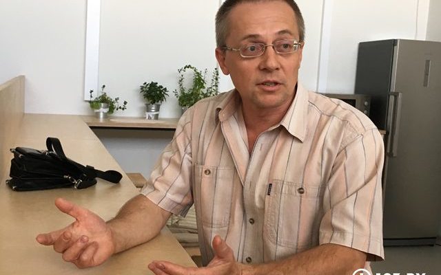 От чего зависит размер яичек у мужчин